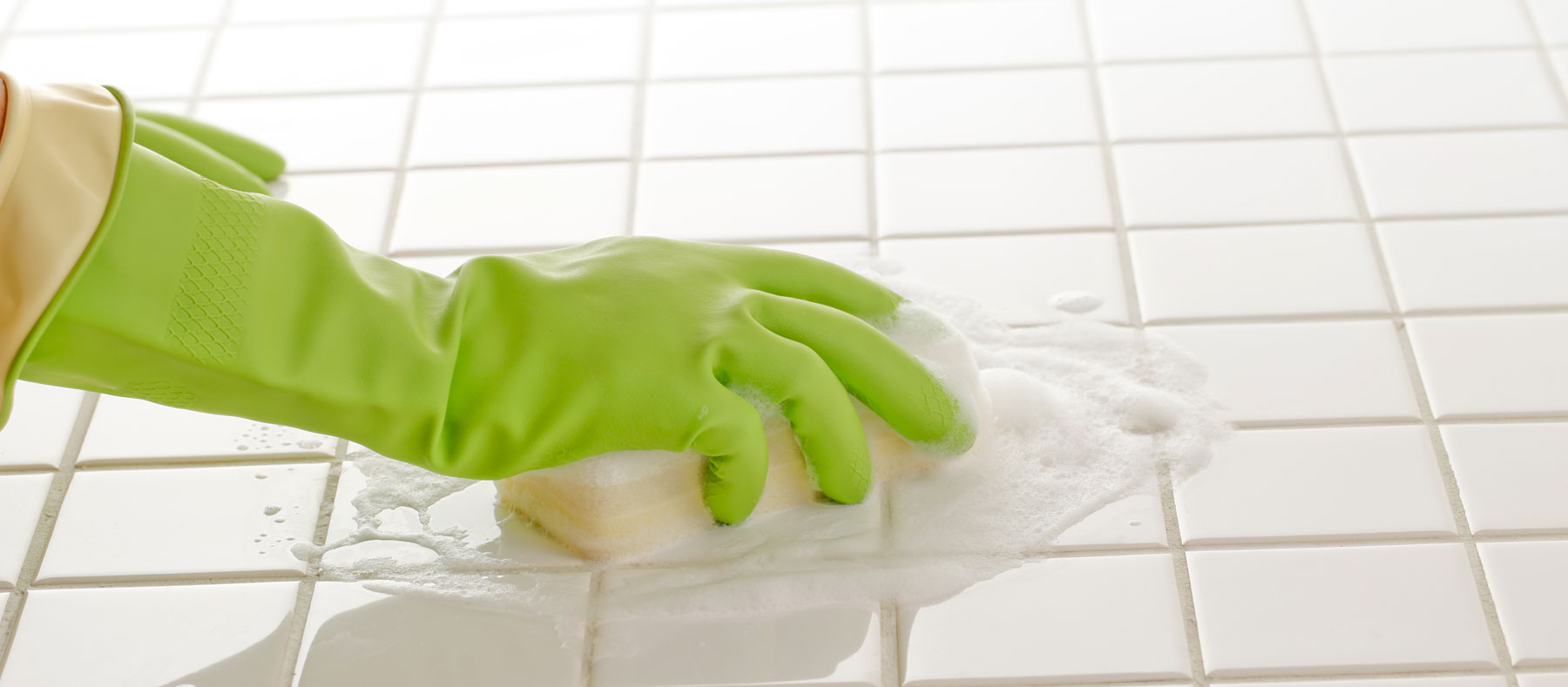 Nettoyer ou refaire les joints de salle de bain - Mode d'emploi